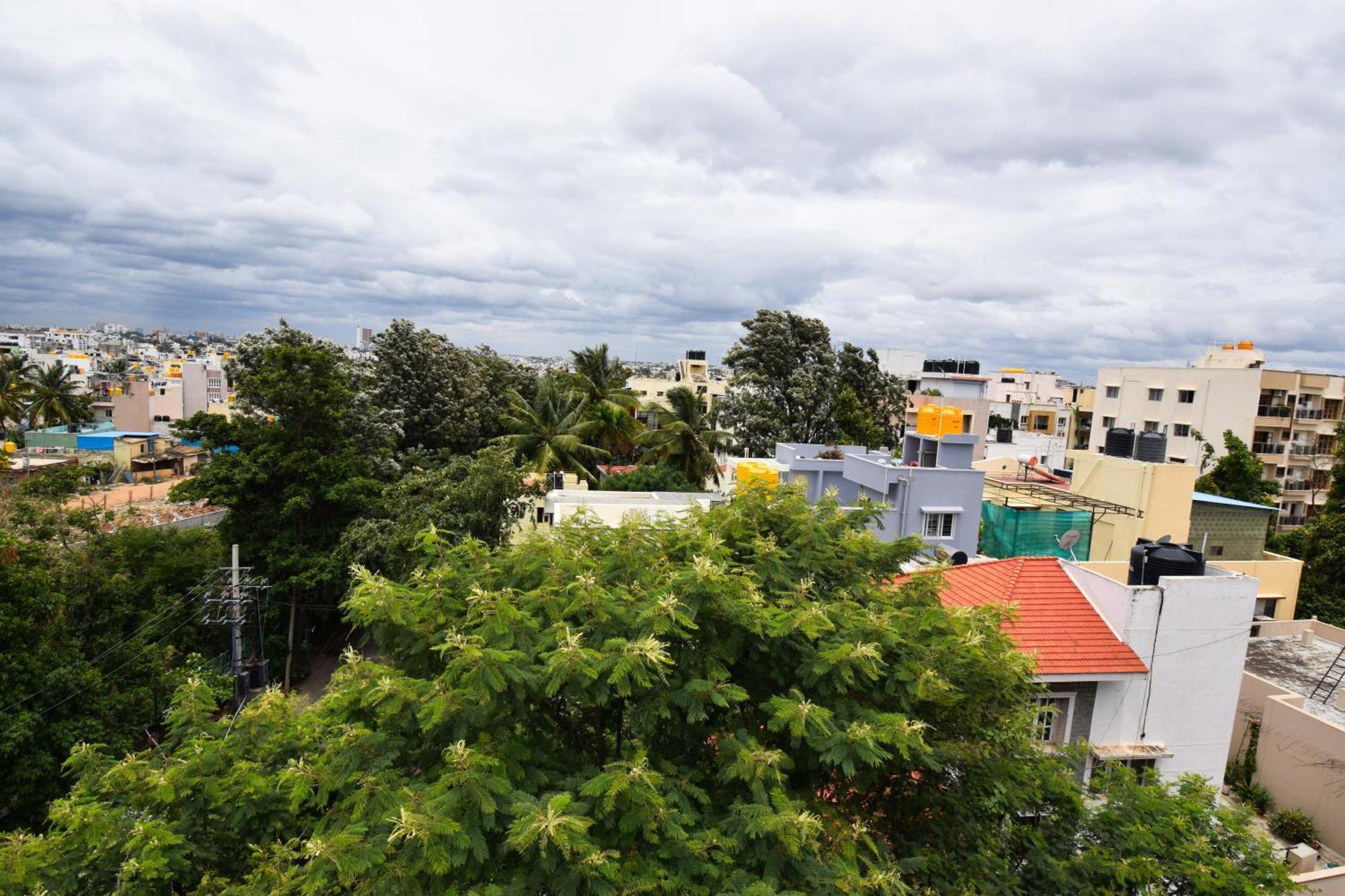 Staymazing-1,2 & 3 Bhk Ac Apartments In Hebbal-5Mins To Manyata-30Mins To Airport Bangalore Ngoại thất bức ảnh